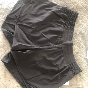 Hottie hot short 4” High Rise NEW Size 6